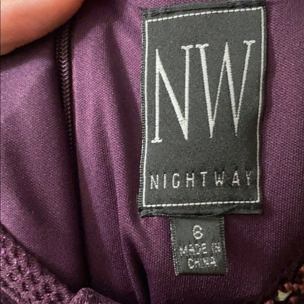 NWT Nightway mulberry shiny long gown size: 6